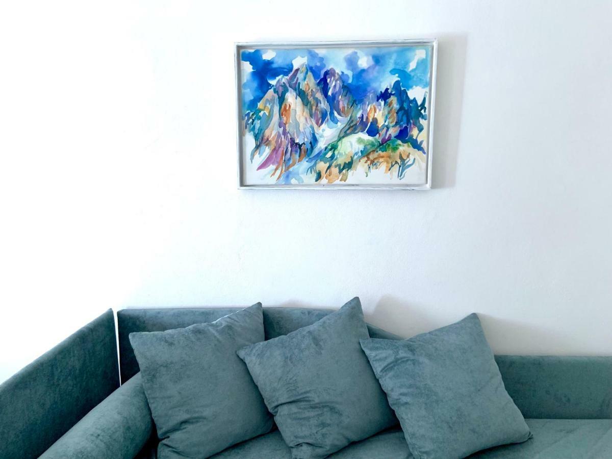 Rosy'S Flat Apartment ลาสเปเซีย ภายนอก รูปภาพ